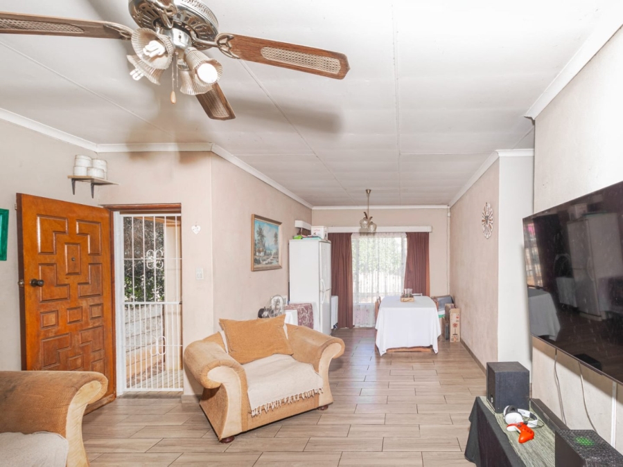 3 Bedroom Property for Sale in Melodie North West